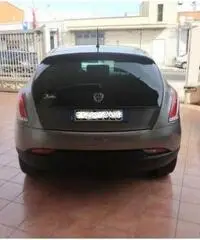 LANCIA Delta 1.6 MJT DPF Gold LANCIA Delta 1.6 MJT DPF Gold