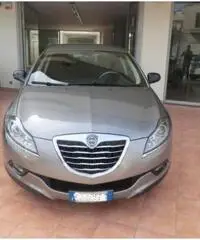 LANCIA Delta 1.6 MJT DPF Gold LANCIA Delta 1.6 MJT DPF Gold