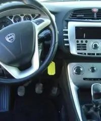 Lancia Delta 1.6 MJT DPF ORO Lancia Delta 1.6 MJT DPF ORO