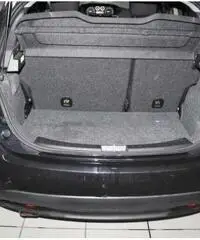 LANCIA Ypsilon 1.2 69 CV 5 porte GPL Ecochic Gold LANCIA Ypsilon 1.2 69 CV 5 porte GPL Ecochic Gold