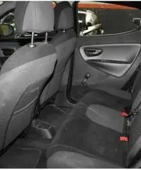 LANCIA Ypsilon 1.2 69 CV 5 porte GPL Ecochic Gold LANCIA Ypsilon 1.2 69 CV 5 porte GPL Ecochic Gold