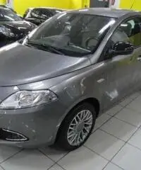 LANCIA Ypsilon 1.3 MJT 16V 95 CV 5 porte S&S Gold LANCIA Ypsilon 1.3 MJT 16V 95 CV 5 porte S&S Gold