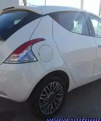 LANCIA Ypsilon 1.3 MJT 16V 95CV 5p. S&S Gold LANCIA Ypsilon 1.3 MJT 16V 95CV 5p. S&S Gold