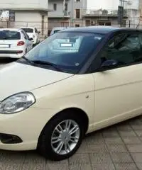 Lancia Ypsilon 1.4 Fire 77CV Platino Lancia Ypsilon 1.4 Fire 77CV Platino