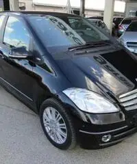 MERCEDES-BENZ A 180 CDI Elegance