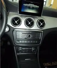 Mercedes-Benz CLA 200 d Automatic URBAN TETTO, NAVI, XENON Mercedes-Benz CLA 200 d Automatic URBAN TETTO, NAVI, XENON