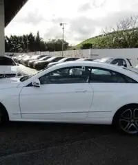 MERCEDES-BENZ E 220 d Coupé Sport