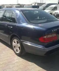 MERCEDES-BENZ E 320 automatica