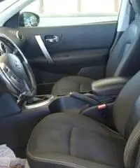 NISSAN Qashqai 1.5 dCi DPF n-tec Tetto+nav NISSAN Qashqai 1.5 dCi DPF n-tec Tetto+nav