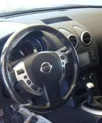 NISSAN Qashqai 1.5 dCi DPF n-tec Tetto+nav NISSAN Qashqai 1.5 dCi DPF n-tec Tetto+nav