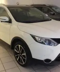 NISSAN Qashqai 1.5 dCi Tekna NISSAN Qashqai 1.5 dCi Tekna
