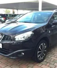 NISSAN Qashqai 1.5 dCi DPF n-tec NISSAN Qashqai 1.5 dCi DPF n-tec