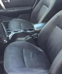 NISSAN Qashqai 1.5 dCi DPF n-tec NISSAN Qashqai 1.5 dCi DPF n-tec