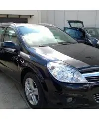 Opel Astra 1.7 SW 2010 Unico Proprietario Opel Astra 1.7 SW 2010 Unico Proprietario