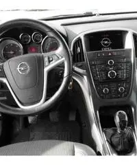 Opel Astra Station Wagon 1.7 Cdti 125cv Sp.tourer Elective Opel Astra Station Wagon 1.7 Cdti 125cv Sp.tourer Elective