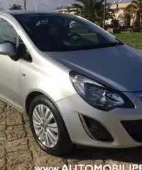 OPEL Corsa 1.2 5pt GPL-TECH Edition OPEL Corsa 1.2 5pt GPL-TECH Edition