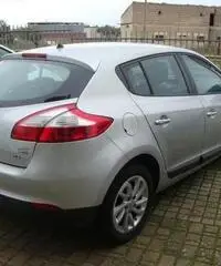 Renault Mégane 1.5 DCI 110cv EDC Attractive Renault Mégane 1.5 DCI 110cv EDC Attractive