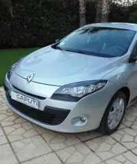 RENAULT Megane Mégane 1.5 dCi 90CV Attractive RENAULT Megane Mégane 1.5 dCi 90CV Attractive