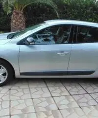 RENAULT Megane Mégane 1.5 dCi 90CV Attractive RENAULT Megane Mégane 1.5 dCi 90CV Attractive