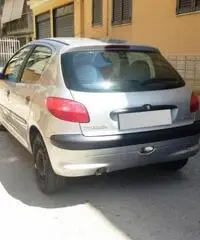 PEUGEOT 206 1.1 - Anno 2000 - prezzo trattabile PEUGEOT 206 1.1 - Anno 2000 - prezzo trattabile