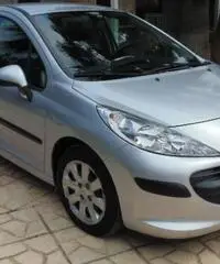 PEUGEOT 207 1.4 HDi 70CV 5p. X Line PEUGEOT 207 1.4 HDi 70CV 5p. X Line