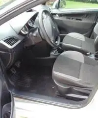 PEUGEOT 207 1.4 HDi 70CV 5p. X Line PEUGEOT 207 1.4 HDi 70CV 5p. X Line