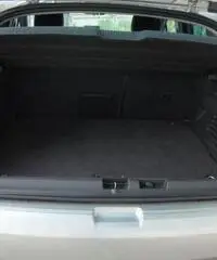 Peugeot 3008 3008 1.6 HDI 115 CV Active Peugeot 3008 3008 1.6 HDI 115 CV Active