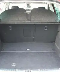 Peugeot 308 SW 1.6 e-HDi 112CV S&S Business Navy Peugeot 308 SW 1.6 e-HDi 112CV S&S Business Navy