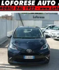 TOYOTA Aygo 1.0 VVT-i 69 CV 5 porte x-cool TOYOTA Aygo 1.0 VVT-i 69 CV 5 porte x-cool