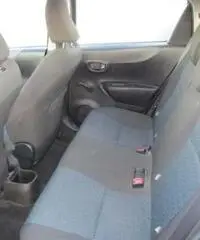 TOYOTA Yaris 1.0 5 porte Active TOYOTA Yaris 1.0 5 porte Active