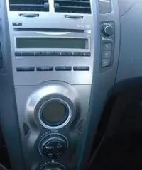 TOYOTA Yaris 1.4 D-4D DPF 5p. M-MT Sol TOYOTA Yaris 1.4 D-4D DPF 5p. M-MT Sol