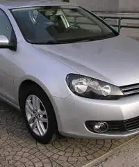 Volkswagen Golf 1.6 TDI DPF 5P. Highline Volkswagen Golf 1.6 TDI DPF 5P. Highline