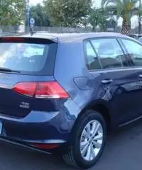 VOLKSWAGEN Golf 1.6 TDI 5p. Comf. BlueMotion Technology Nav VOLKSWAGEN Golf 1.6 TDI 5p. Comf. BlueMotion Technology Nav