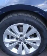 VOLKSWAGEN Golf 1.6 TDI 5p. Comf. BlueMotion Technology Nav VOLKSWAGEN Golf 1.6 TDI 5p. Comf. BlueMotion Technology Nav