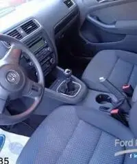 VOLKSWAGEN Jetta 1.6 TDI