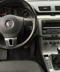 Volkswagen Passat Variant Var. 2.0 TDI Comfortline BM.Tech. Volkswagen Passat Variant Var. 2.0 TDI Comfortline BM.Tech.