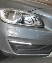 Volvo S60 Cross Country D3 Geartronic Momentum Volvo S60 Cross Country D3 Geartronic Momentum