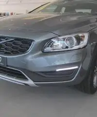 Volvo S60 Cross Country D3 Geartronic Momentum Volvo S60 Cross Country D3 Geartronic Momentum