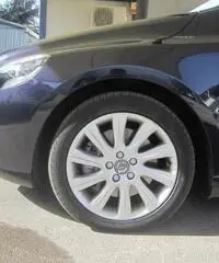 Volvo V40 D2 2.0 120 cv Geartronic Business Volvo V40 D2 2.0 120 cv Geartronic Business