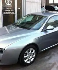 ALFA ROMEO 159 1.9 JTDm 16V Sportwagon Distinctive ALFA ROMEO 159 1.9 JTDm 16V Sportwagon Distinctive