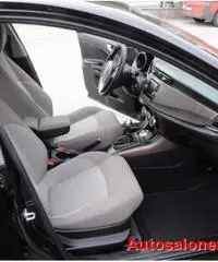 ALFA ROMEO Giulietta 1.6 JTDm-2 105 CV Distinctive EURO 5 DPF ALFA ROMEO Giulietta 1.6 JTDm-2 105 CV Distinctive EURO 5 DPF