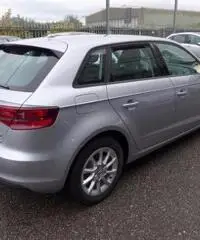 AUDI A3 SPB 1.6 TDI clean diesel S tronic Business AUDI A3 SPB 1.6 TDI clean diesel S tronic Business