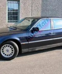 BMW 740 i 4.4 cat