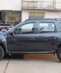 DACIA Duster 1.5 dCi AMBIANCE FAMILY 90CV 4x2 EURO 6 MY2016 DACIA Duster 1.5 dCi AMBIANCE FAMILY 90CV 4x2 EURO 6 MY2016