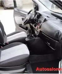 FIAT Qubo 1.3 MJT 75 CV  NEOPATENTATI FIAT Qubo 1.3 MJT 75 CV  NEOPATENTATI