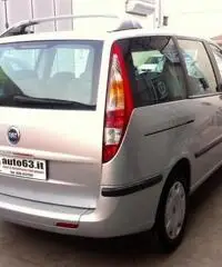 FIAT Ulysse 2.0 MJT 120 CV Dynamic 7 POSTI FIAT Ulysse 2.0 MJT 120 CV Dynamic 7 POSTI