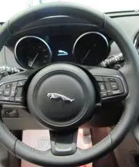 JAGUAR F-Pace 2.0d AWD PURE 180 CV AUTOMATICO MODEL YEARS 2016 JAGUAR F-Pace 2.0d AWD PURE 180 CV AUTOMATICO MODEL YEARS 2016