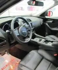 JAGUAR F-Pace 2.0d PURE 180 CV MODEL YEARS 2016 JAGUAR F-Pace 2.0d PURE 180 CV MODEL YEARS 2016