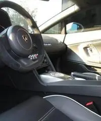 LAMBORGHINI Gallardo GALLARDO LP 560-4 E-GEAR *18.800 KM*, UFF., UNICOP LAMBORGHINI Gallardo GALLARDO LP 560-4 E-GEAR *18.800 KM*, UFF., UNICOP
