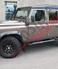 LAND ROVER Defender 110 2.4 TD4 SW SE LIM. EDIT. 7 P. 
